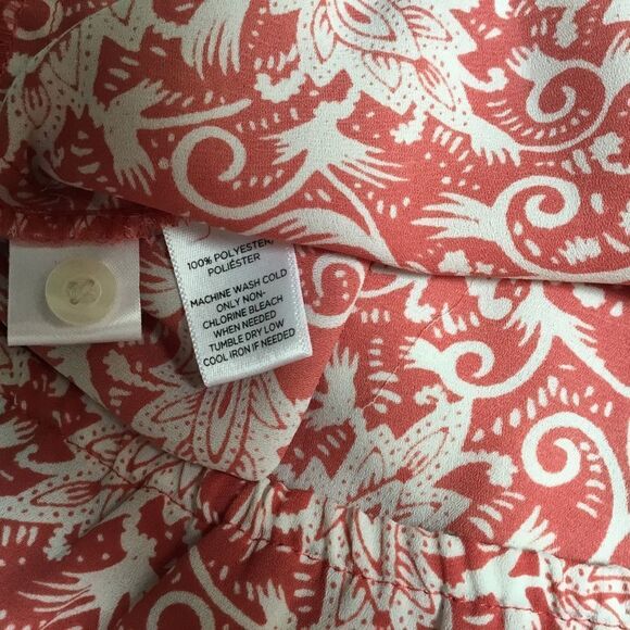 NWOT. Loft Brand Women’s Size S. Floral Print Blouse - Picture 7 of 7